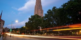 The Cathedral of Learning at night